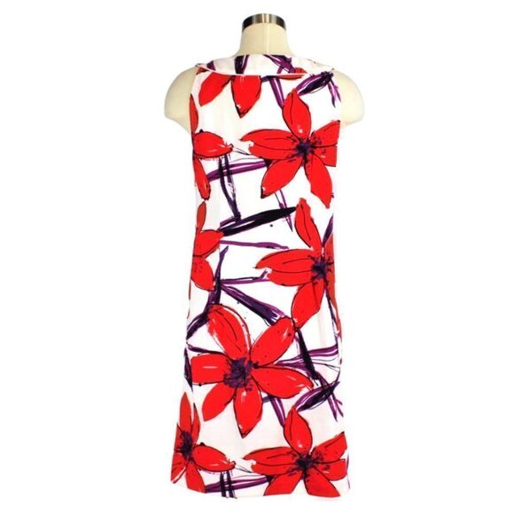 SIGNATURE BY SANGRIO Dress Sleeveless Knee Length Red Floral Round Neck Size 10 - Picture 4 of 8